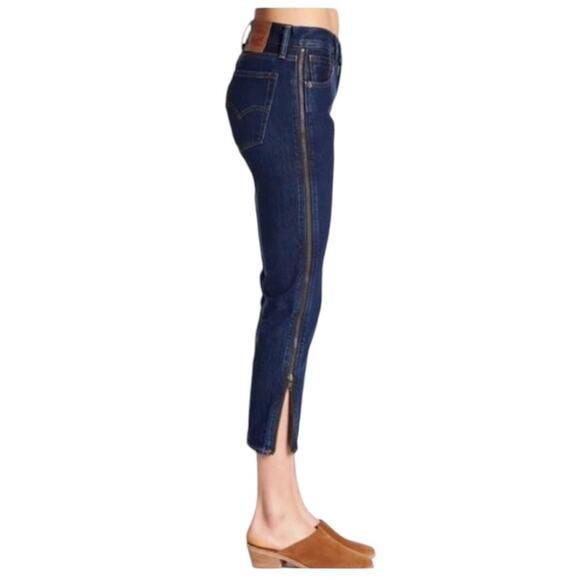 NEW Levi’s Slim Fit Straight Leg Jeans with Zipper Down the Leg Size 26 - Picture 1 of 8